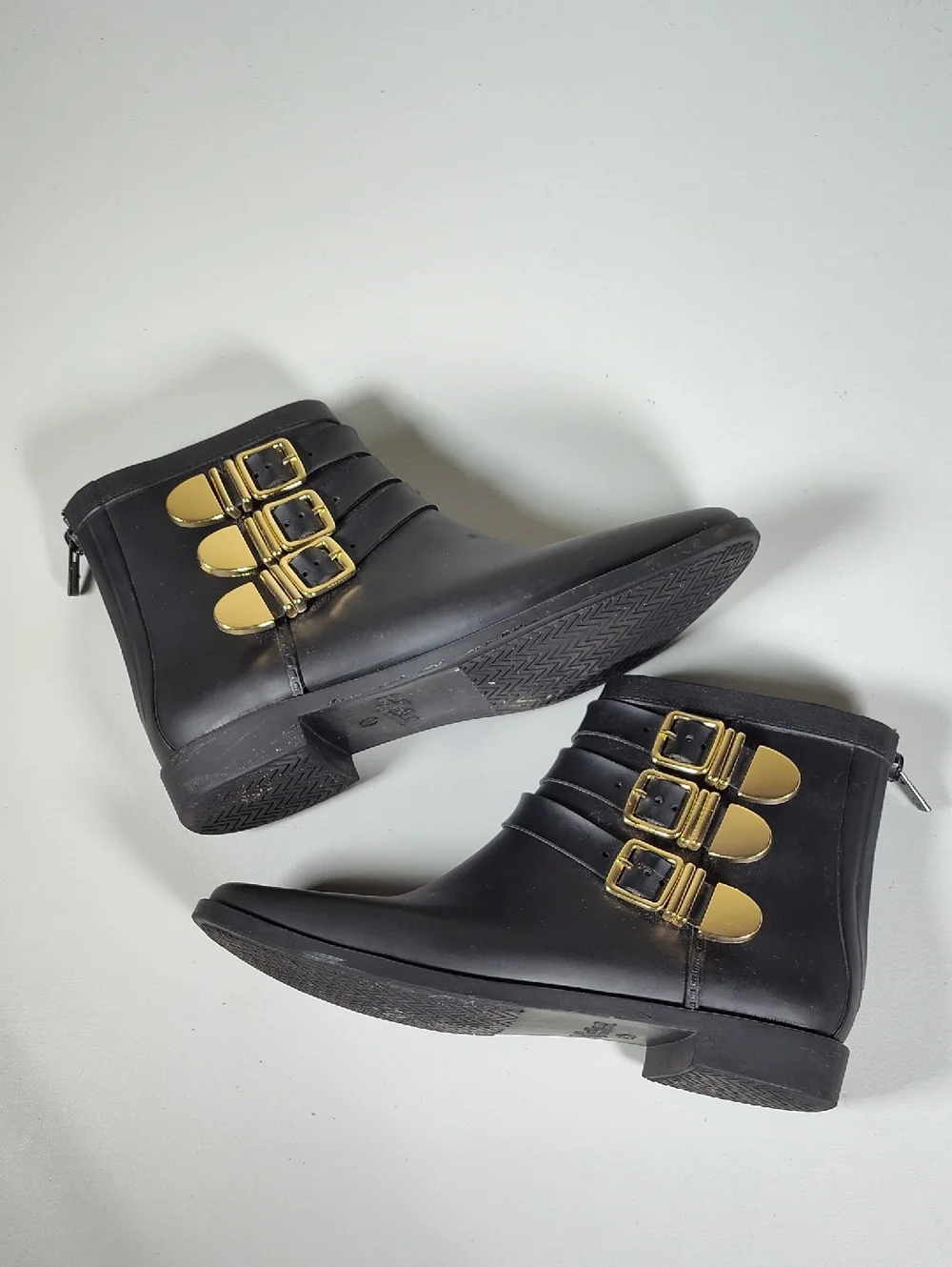 Loeffler Randall Fenton black‎ rubber ankle rain boots 7